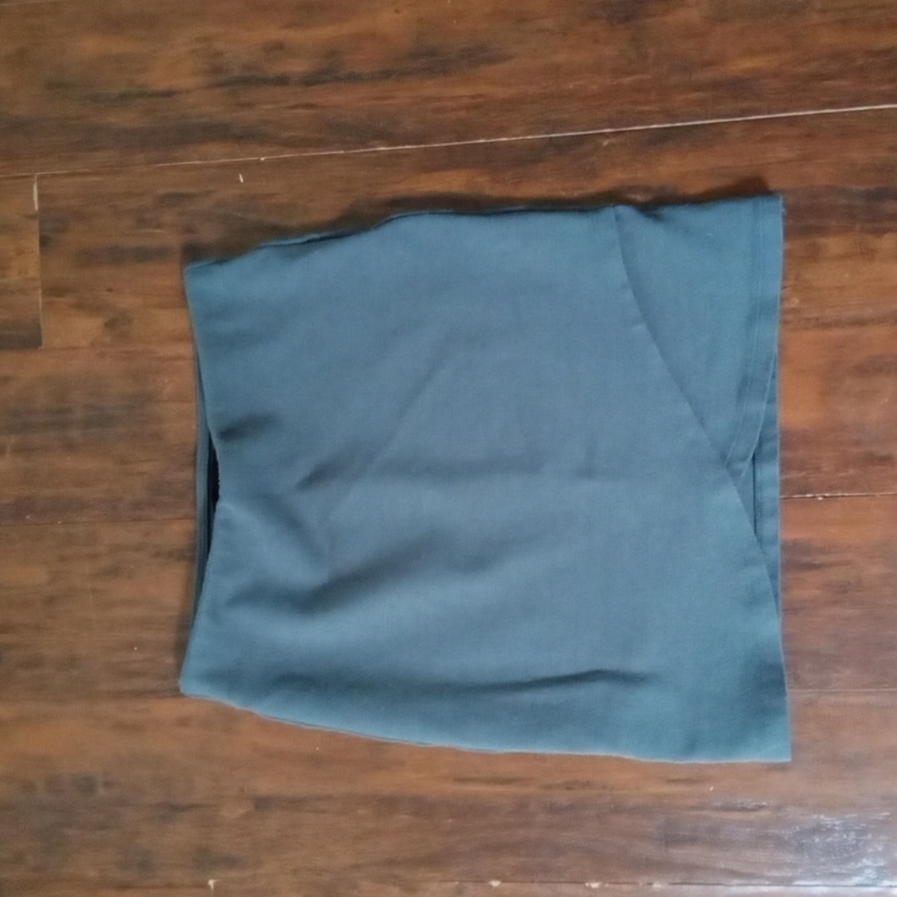 Aritzia Talula Gray Flattering  Ponte Stretch Knit Mini Skirt Size XS
